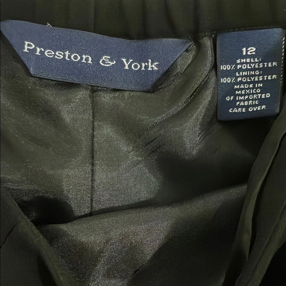 Classic Black Pencil Skirt - Picture 2 of 5